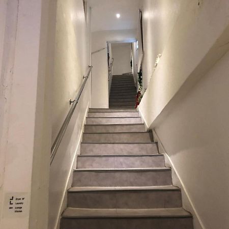 Chris Hostel Сеул Экстерьер фото
