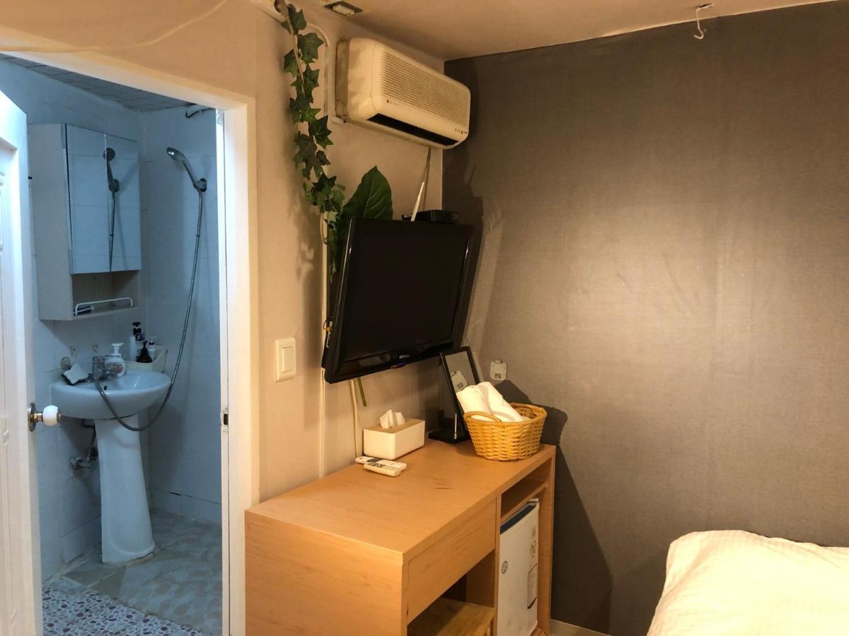 Chris Hostel Сеул Экстерьер фото